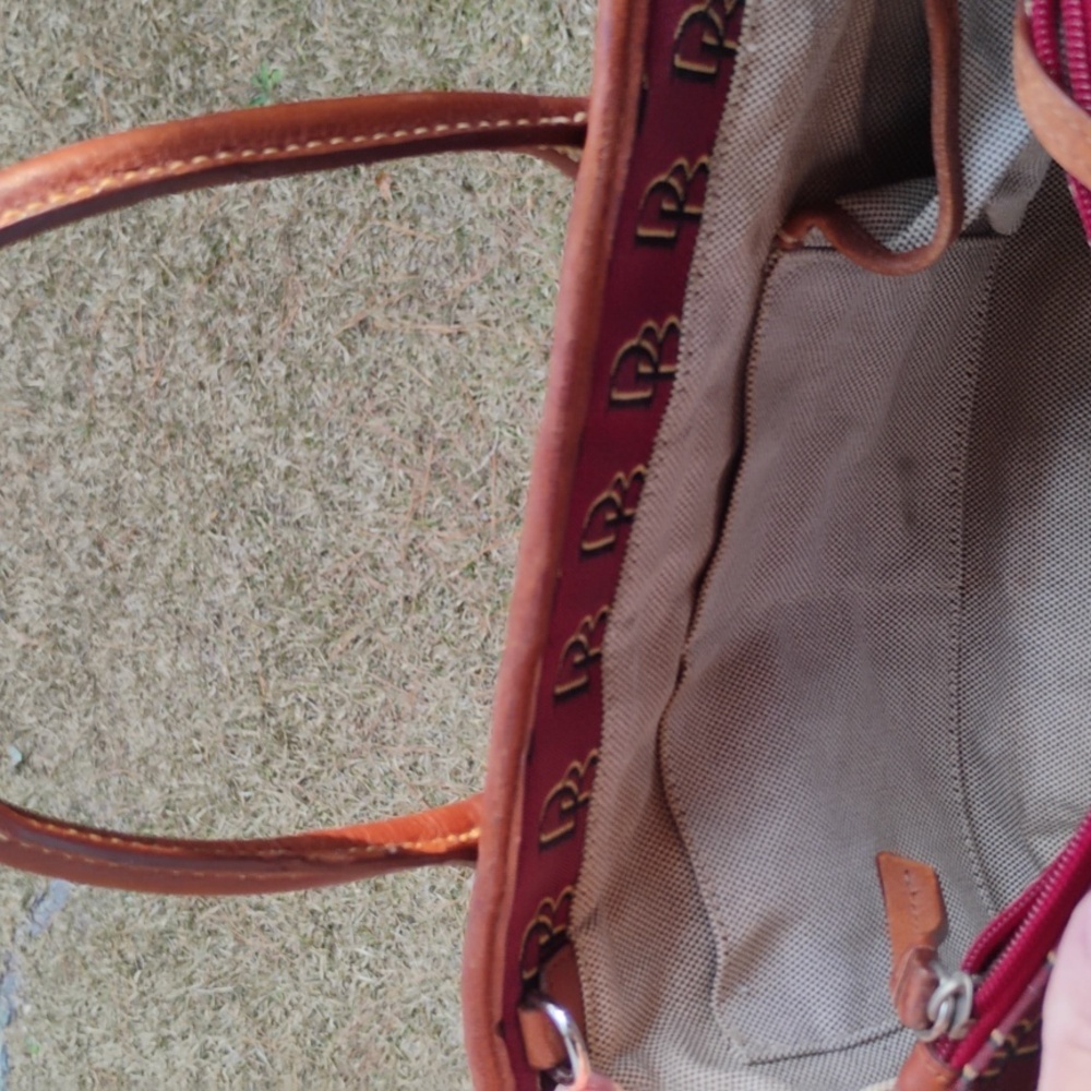 Dooney & Bourke Signature Handler 3 compartment shoulder crossbody bag FREE Ship - Picture 12 of 12